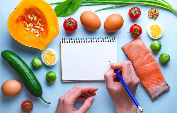 D'ketogene Ernährung eliminéiert haaptsächlech Kuelenhydrater